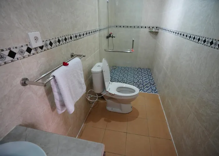 The Galuh Pekutatan Gasthuis 3*