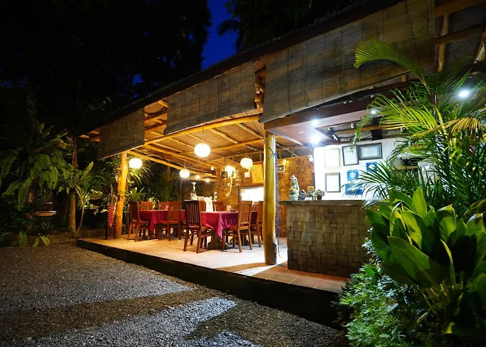 The Galuh Pekutatan Gasthuis 3*